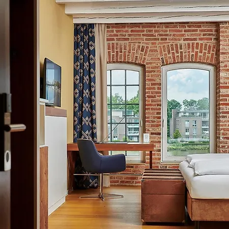 Hafenspeicher Szálloda 4*