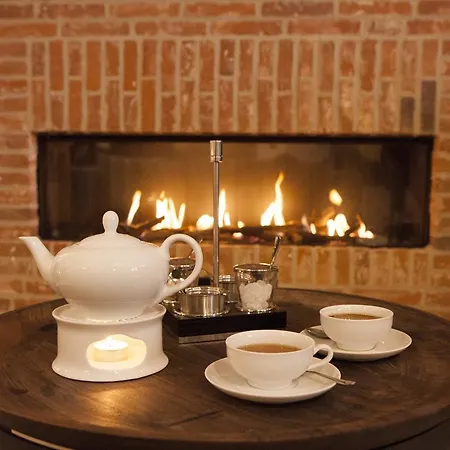 Hafenspeicher Hotel 4*