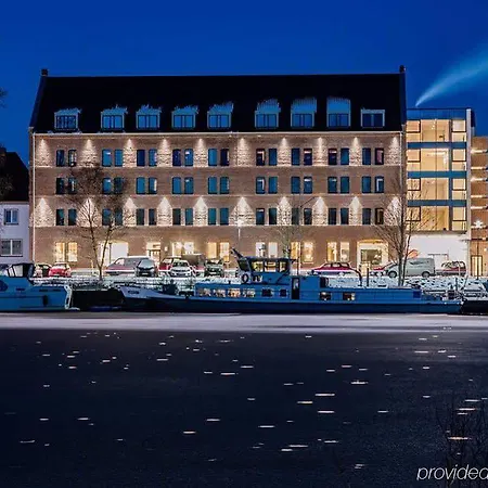 Szálloda Hafenspeicher Leer