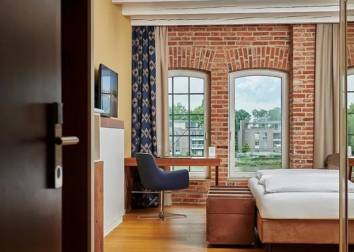 Hafenspeicher Hotel 4*